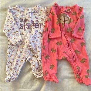Newborn sleep and play